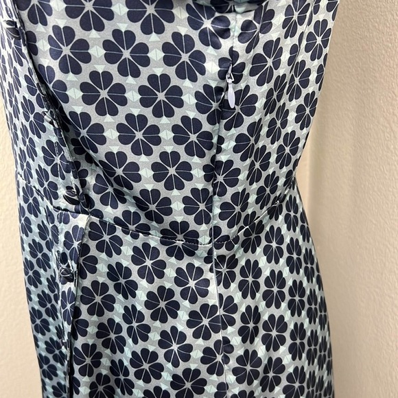 Kate Spade Spade Flower Silk Dress in Storm Cloud Size 6 - Picture 9 of 15